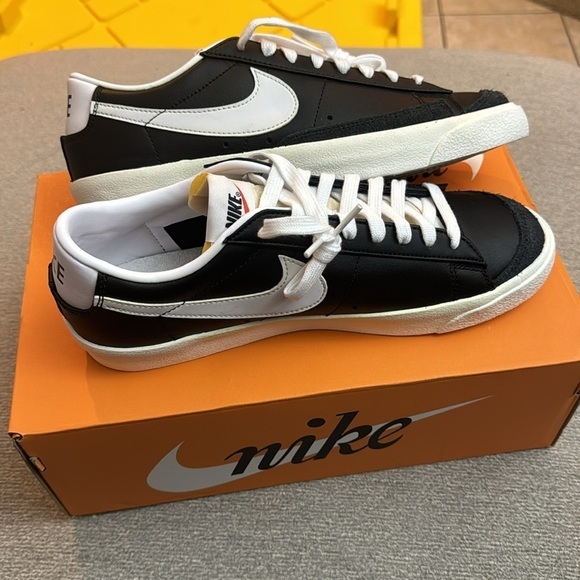 Blazer Low 77 Vintg
Brand New with Box - Picture 5 of 5